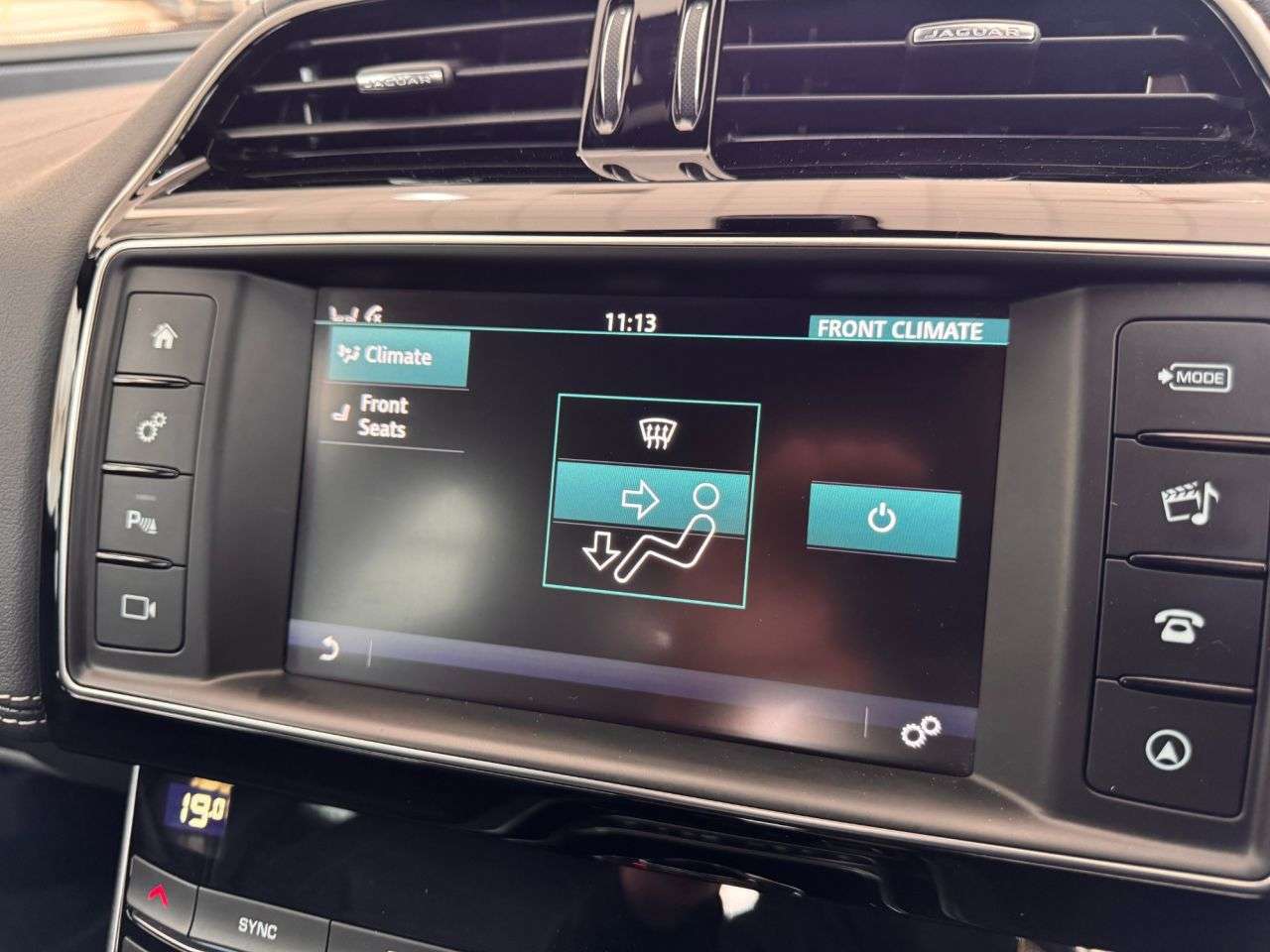 2018 JAGUAR XE 2018 JAGUAR XE
