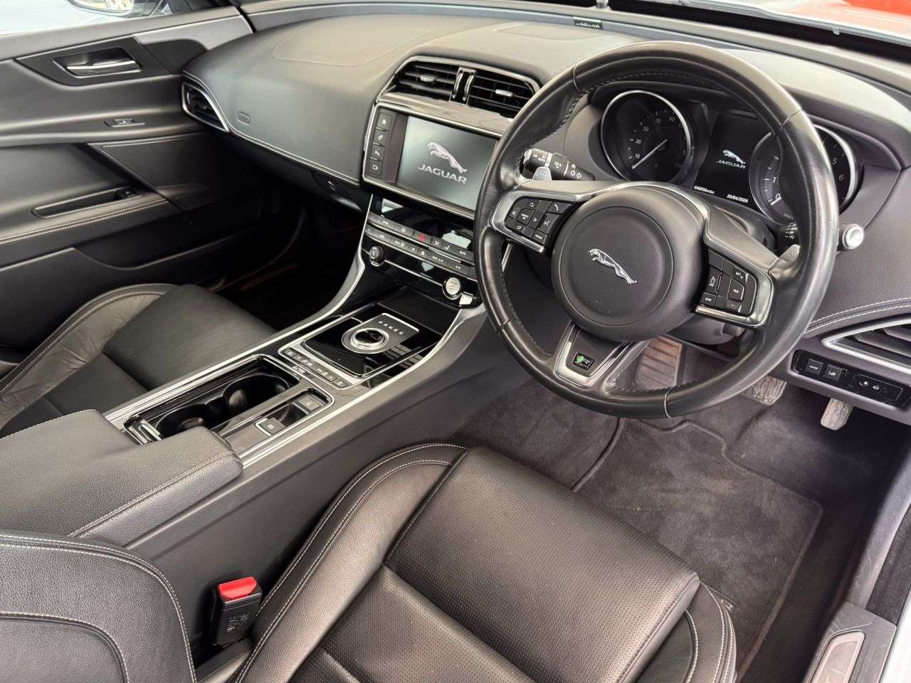 2018 JAGUAR XE 2018 JAGUAR XE