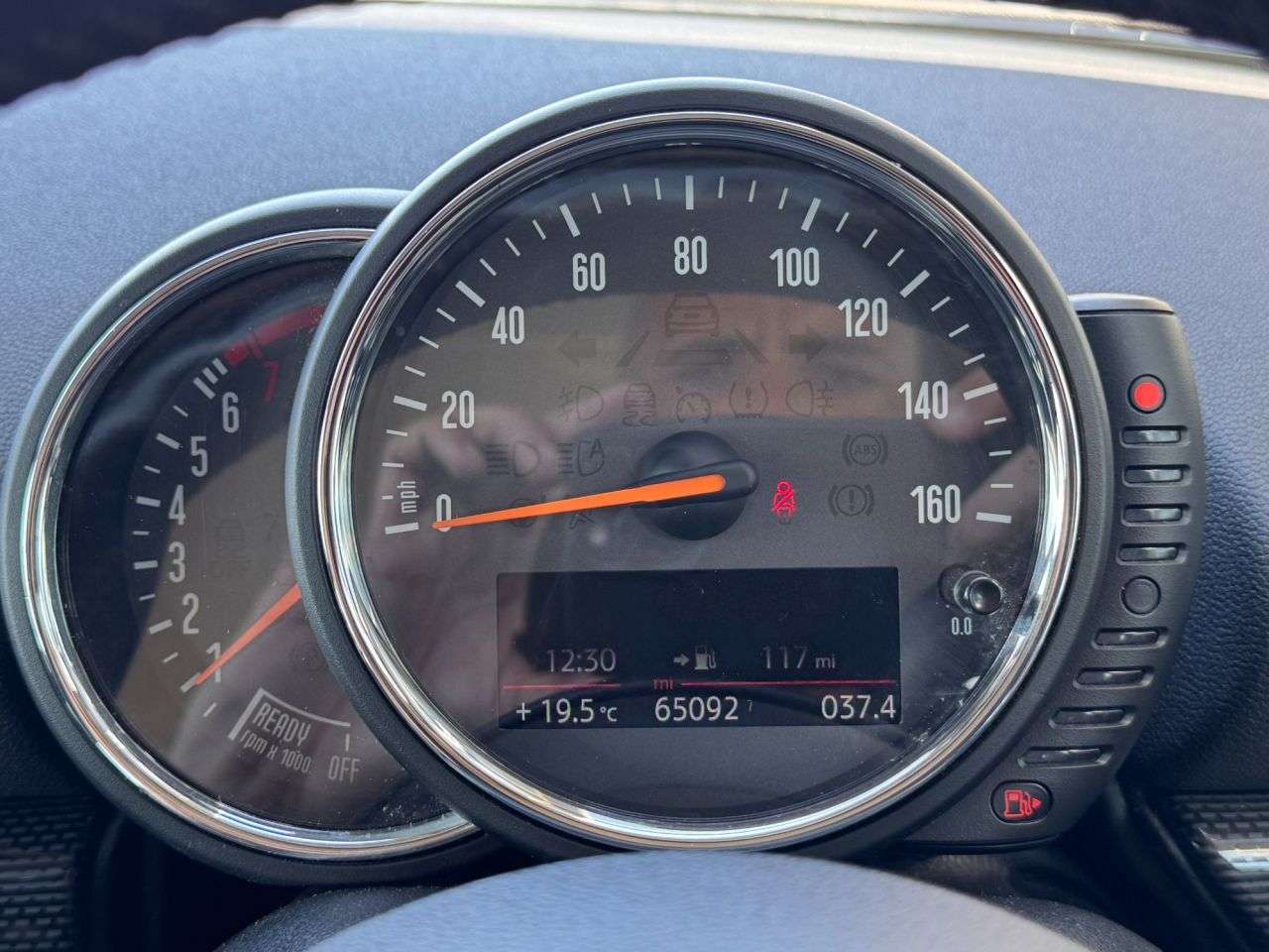 2017 MINI CLUBMAN 2017 MINI CLUBMAN