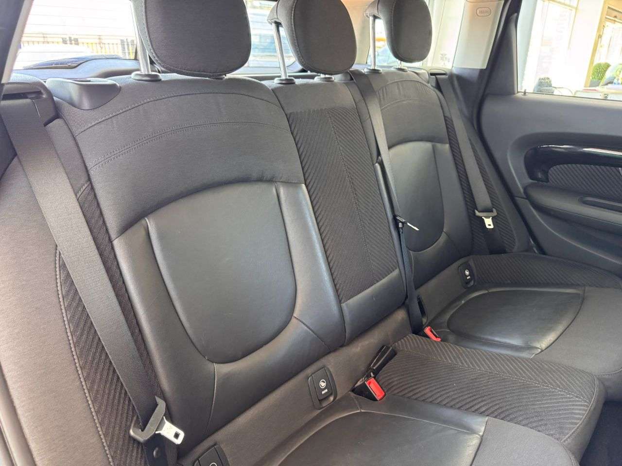 2017 MINI CLUBMAN 2017 MINI CLUBMAN