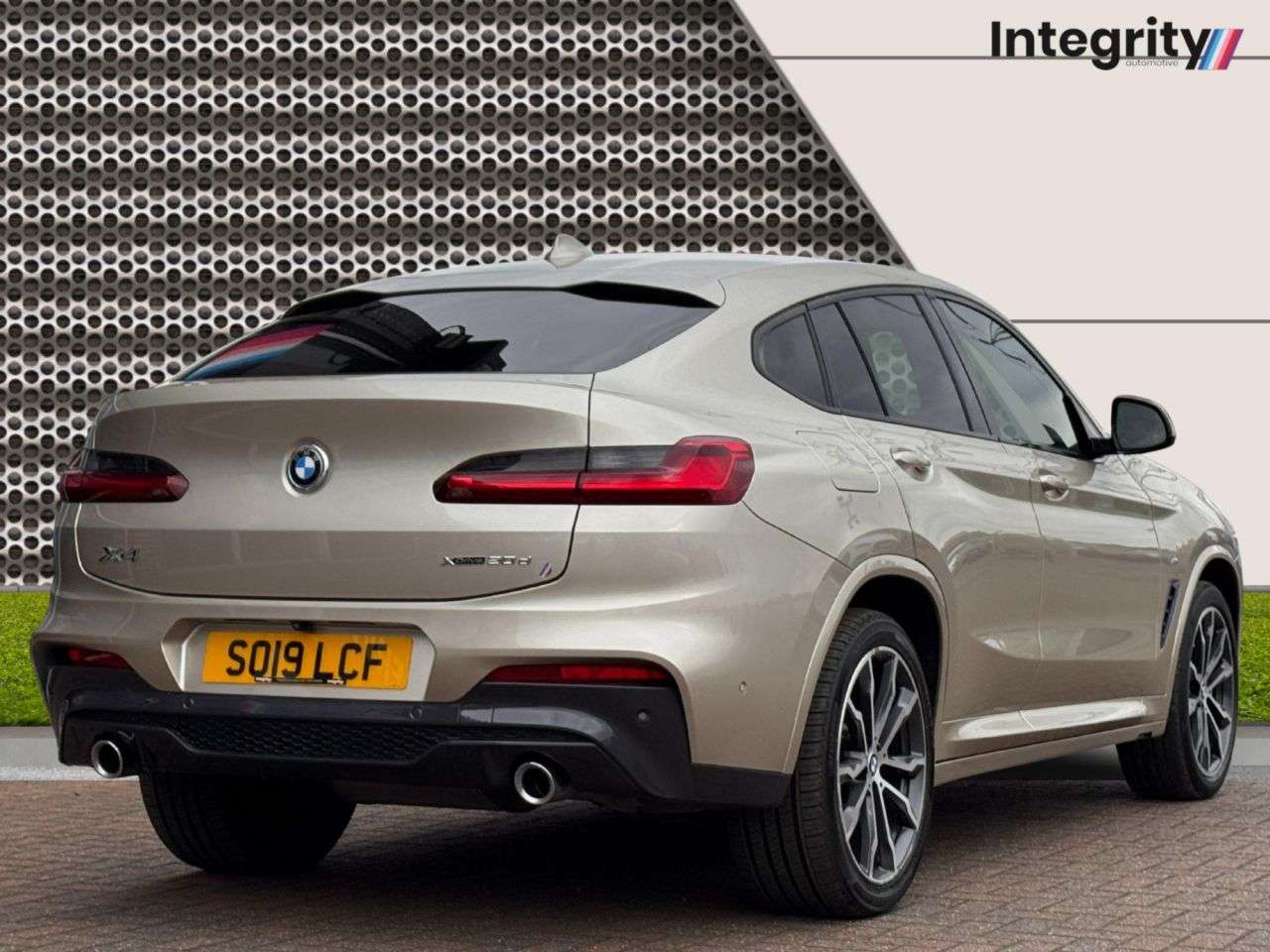 A 2019 BMW X4 XDRIVE20D M SPORT A 2019 BMW X4 XDRIVE20D M SPORT