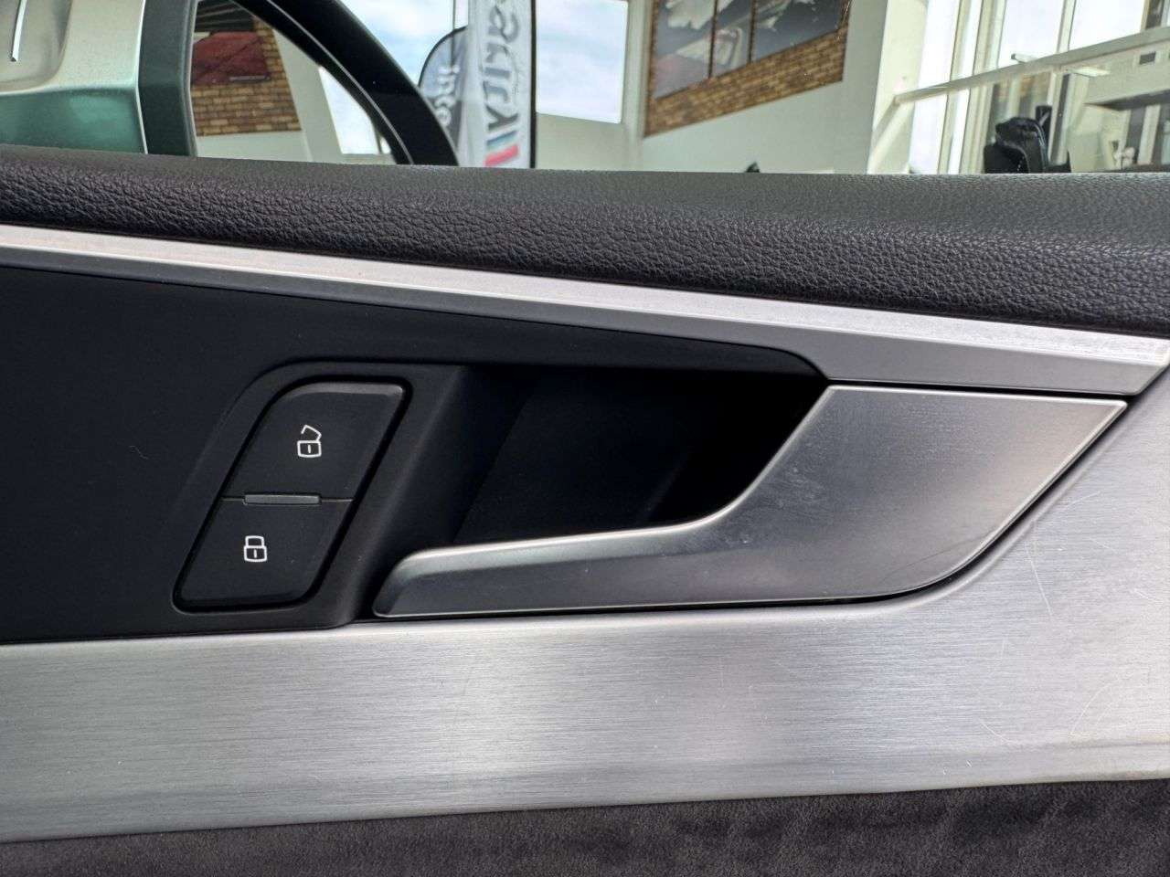 2017 AUDI S5 2017 AUDI S5