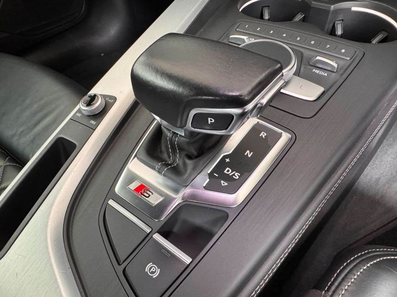 2017 AUDI S5 2017 AUDI S5
