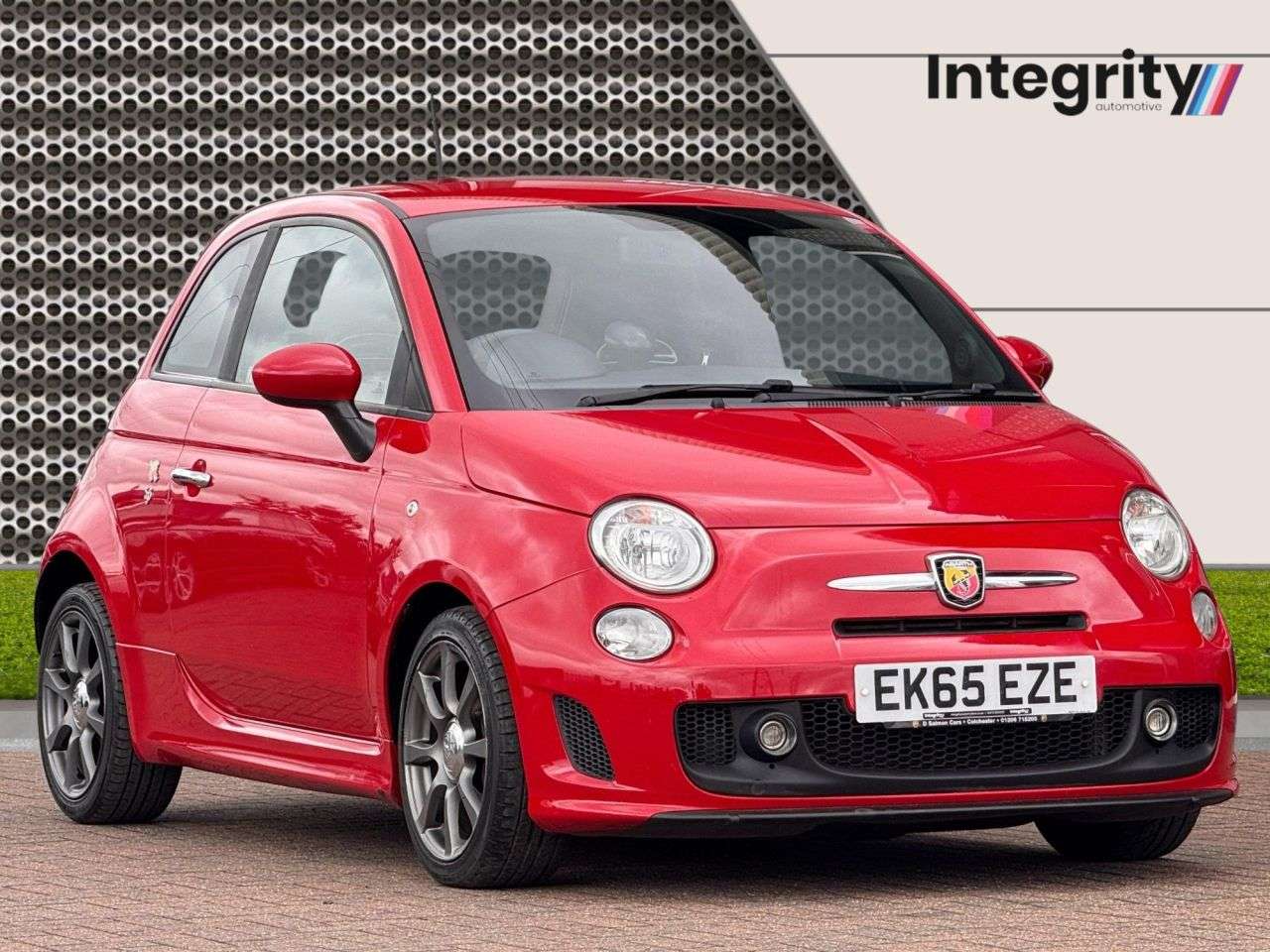 A 2015 ABARTH 595 1.4 T-Jet Hatchback 3dr Petrol Manual Euro 6 (140 ps) Officina Red | Blue&M A 2015 ABARTH 595 1.4 T-Jet Hatchback 3dr Petrol Manual Euro 6 (140 ps) Officina Red | Blue&M
