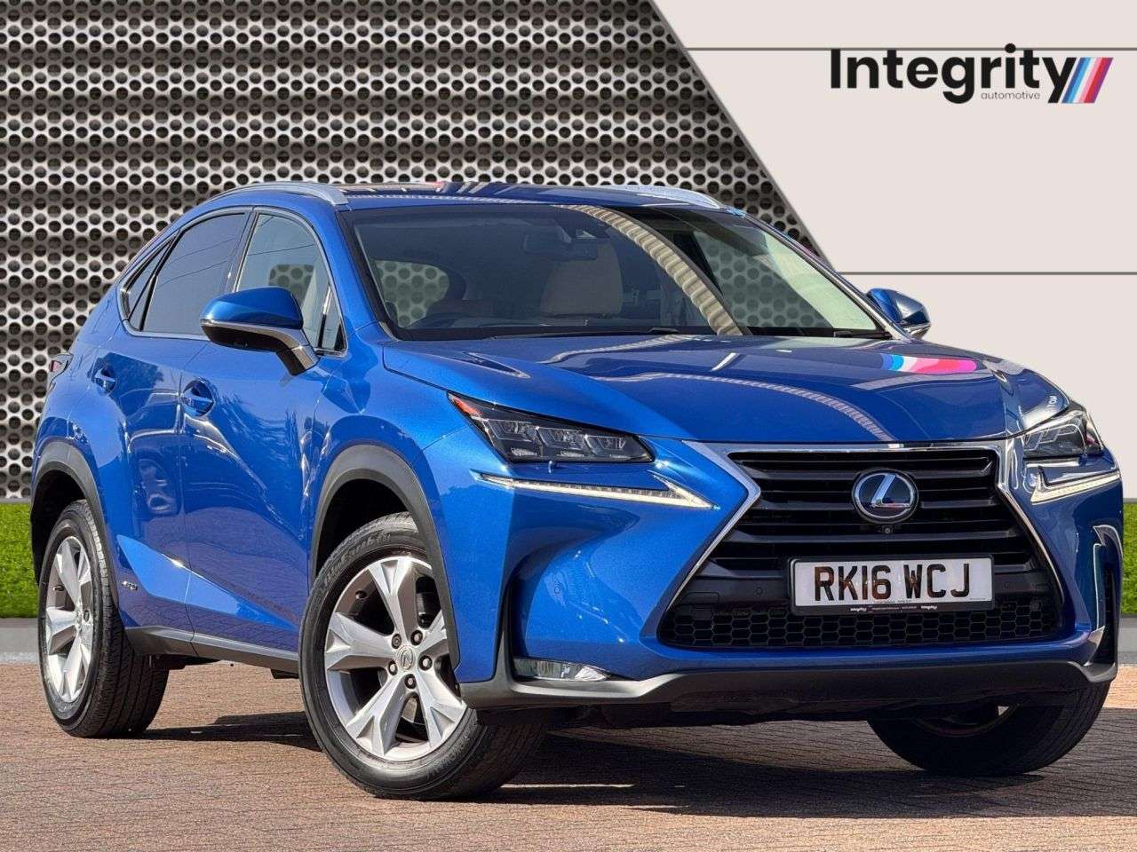 A 2016 LEXUS NX 2.5 300h Premier SUV 5dr Petrol Hybrid E-CVT 4WD Euro 6 (s/s) (197 ps) Mark A 2016 LEXUS NX 2.5 300h Premier SUV 5dr Petrol Hybrid E-CVT 4WD Euro 6 (s/s) (197 ps) Mark