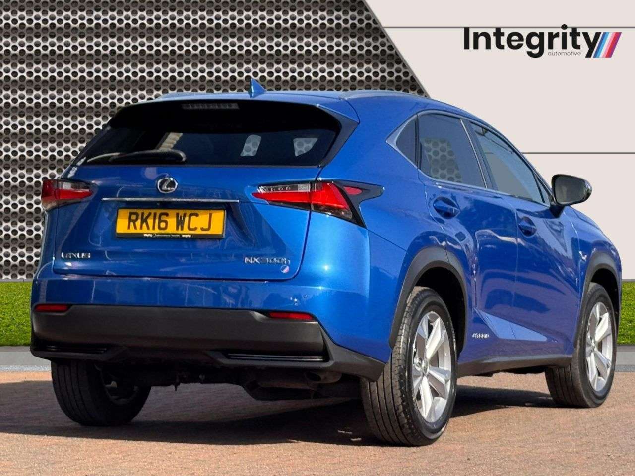 A 2016 LEXUS NX 2.5 300h Premier SUV 5dr Petrol Hybrid E-CVT 4WD Euro 6 (s/s) (197 ps) Mark A 2016 LEXUS NX 2.5 300h Premier SUV 5dr Petrol Hybrid E-CVT 4WD Euro 6 (s/s) (197 ps) Mark