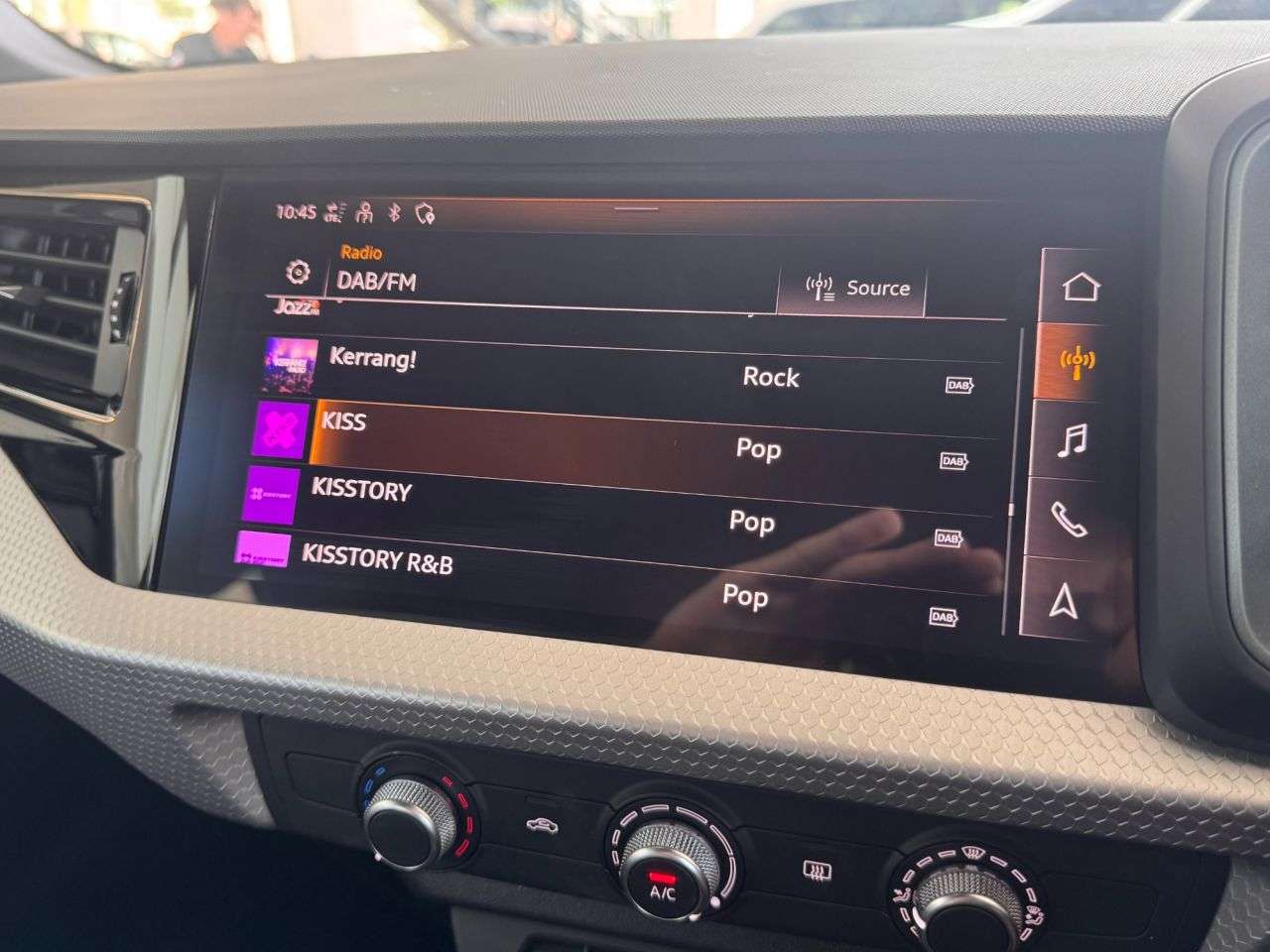2021 AUDI A1 2021 AUDI A1