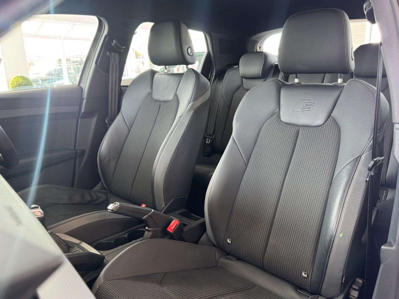 2021 AUDI A1 2021 AUDI A1