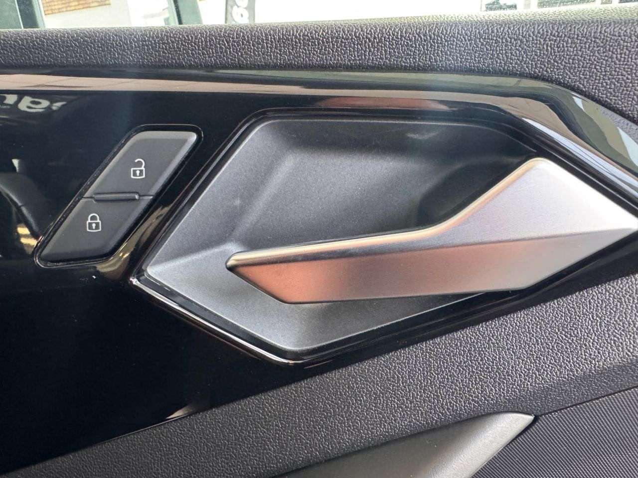 2021 AUDI A1 2021 AUDI A1