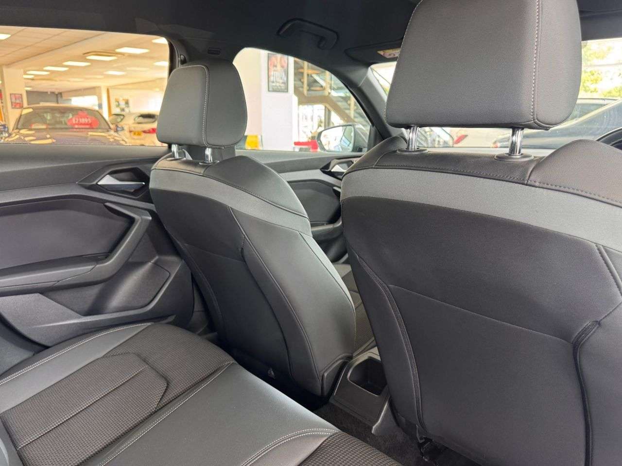 2021 AUDI A1 2021 AUDI A1