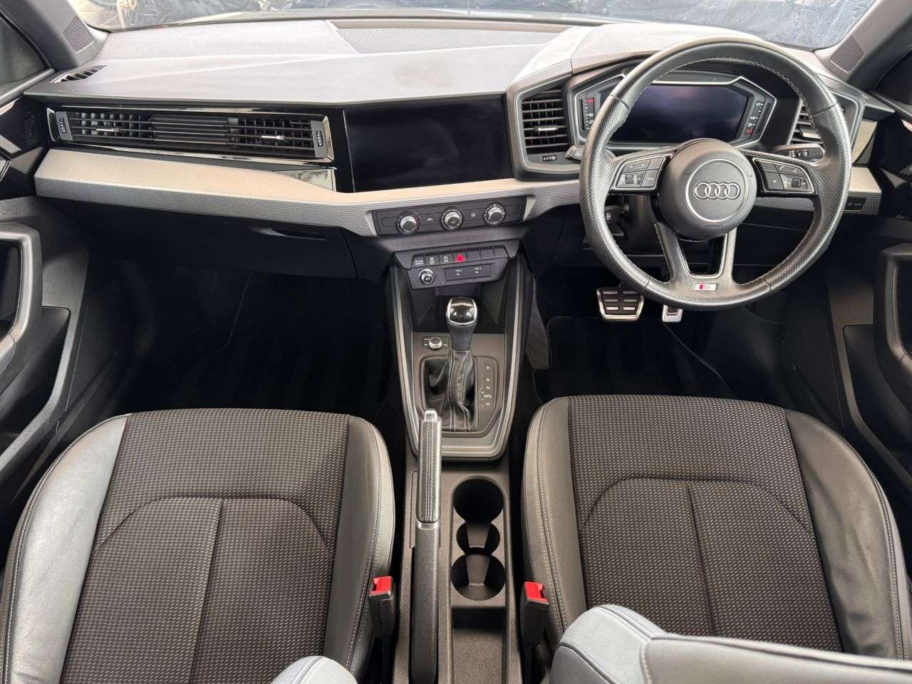 2021 AUDI A1 2021 AUDI A1
