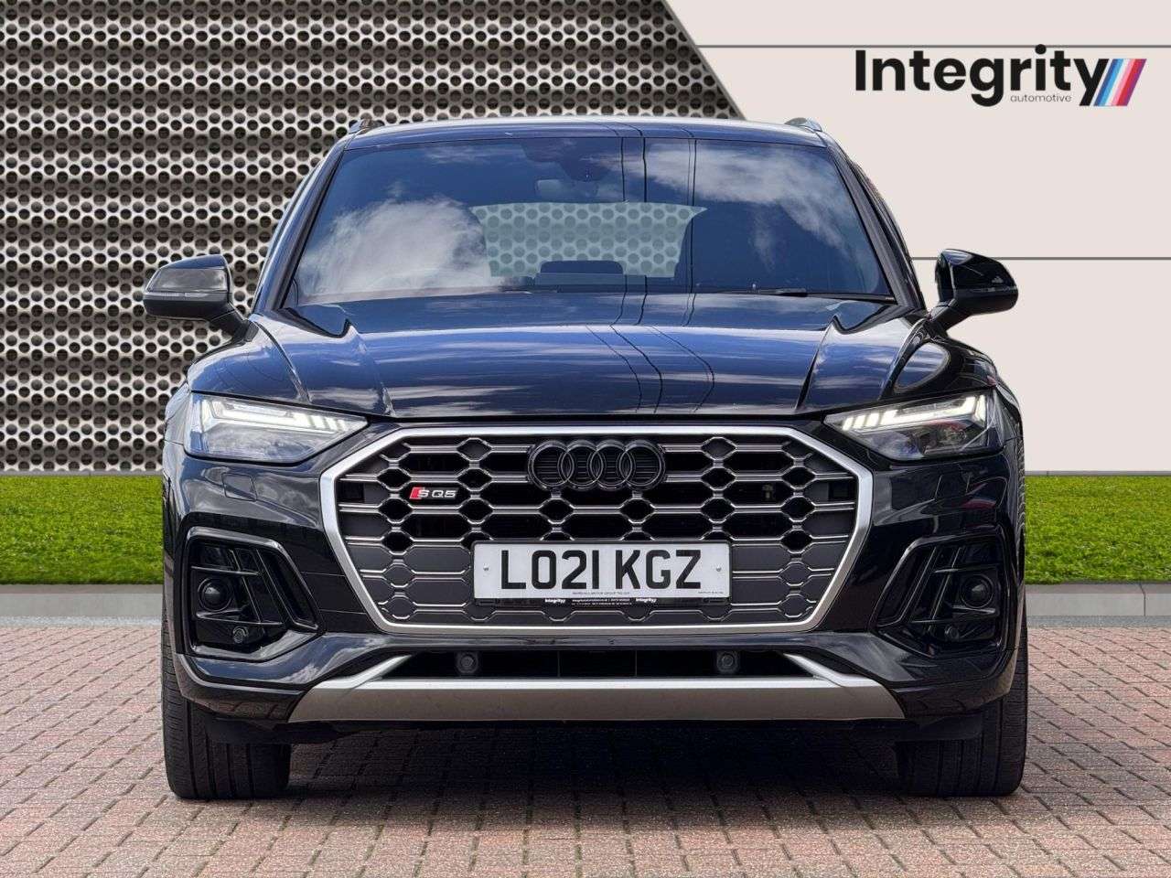 A 2021 AUDI SQ5 3.0 TDI V6 SUV 5dr Diesel Tiptronic quattro Euro 6 (s/s) (341 ps) 6 Audi Se A 2021 AUDI SQ5 3.0 TDI V6 SUV 5dr Diesel Tiptronic quattro Euro 6 (s/s) (341 ps) 6 Audi Se