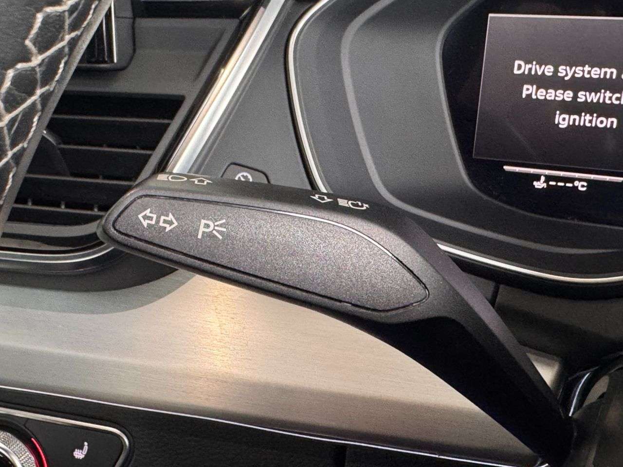2021 AUDI SQ5 2021 AUDI SQ5