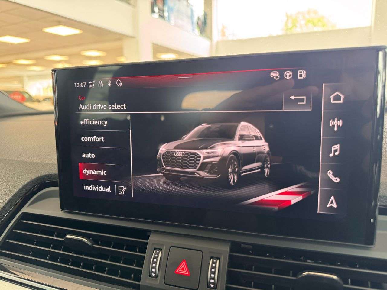 2021 AUDI SQ5 2021 AUDI SQ5
