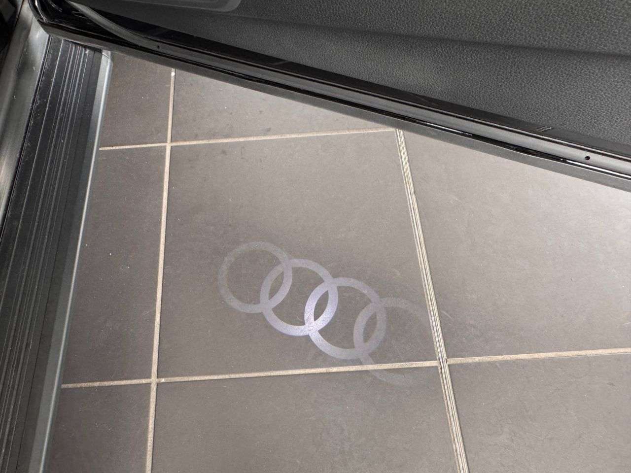 2021 AUDI SQ5 2021 AUDI SQ5