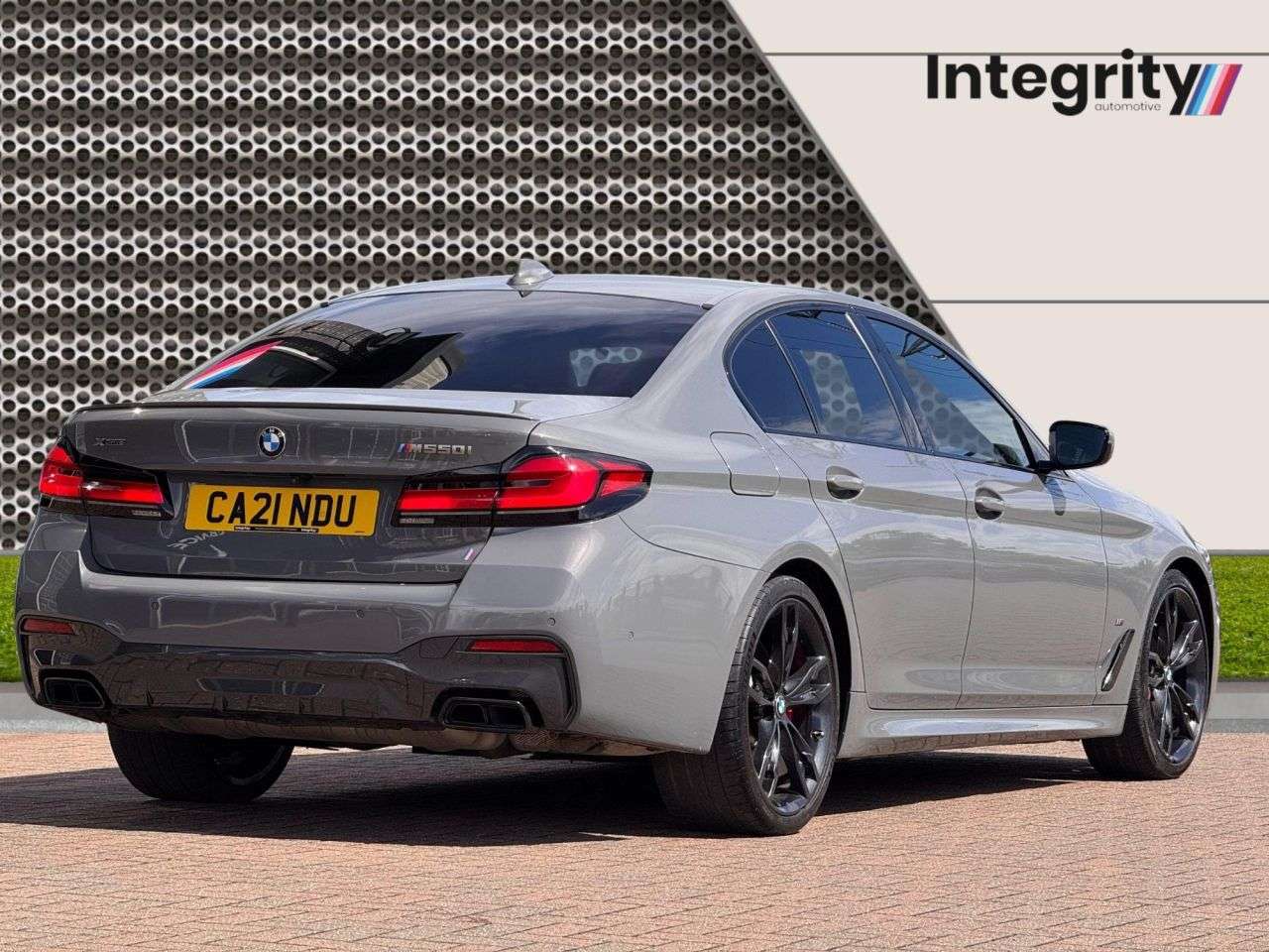 A 2021 BMW 5 SERIES 4.4 M550i V8 Saloon 4dr Petrol Steptronic xDrive Euro 6 (s/s) (530 ps) Tech A 2021 BMW 5 SERIES 4.4 M550i V8 Saloon 4dr Petrol Steptronic xDrive Euro 6 (s/s) (530 ps) Tech