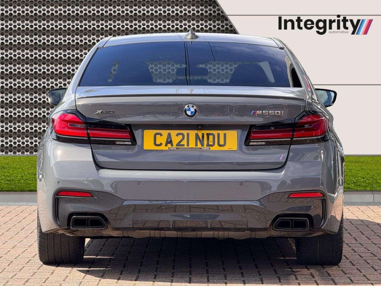 A 2021 BMW 5 SERIES 4.4 M550i V8 Saloon 4dr Petrol Steptronic xDrive Euro 6 (s/s) (530 ps) Tech A 2021 BMW 5 SERIES 4.4 M550i V8 Saloon 4dr Petrol Steptronic xDrive Euro 6 (s/s) (530 ps) Tech