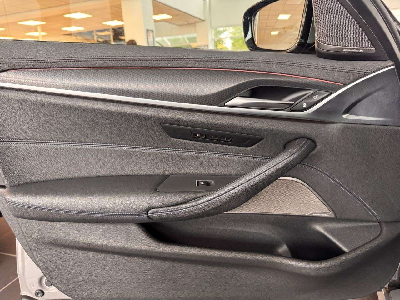 2021 BMW 5 SERIES 2021 BMW 5 SERIES