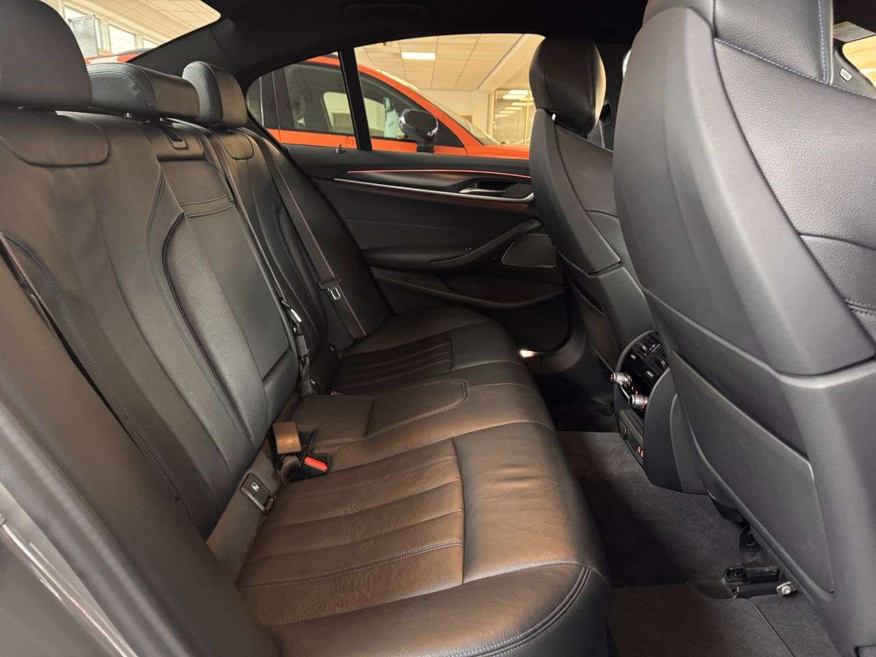2021 BMW 5 SERIES 2021 BMW 5 SERIES