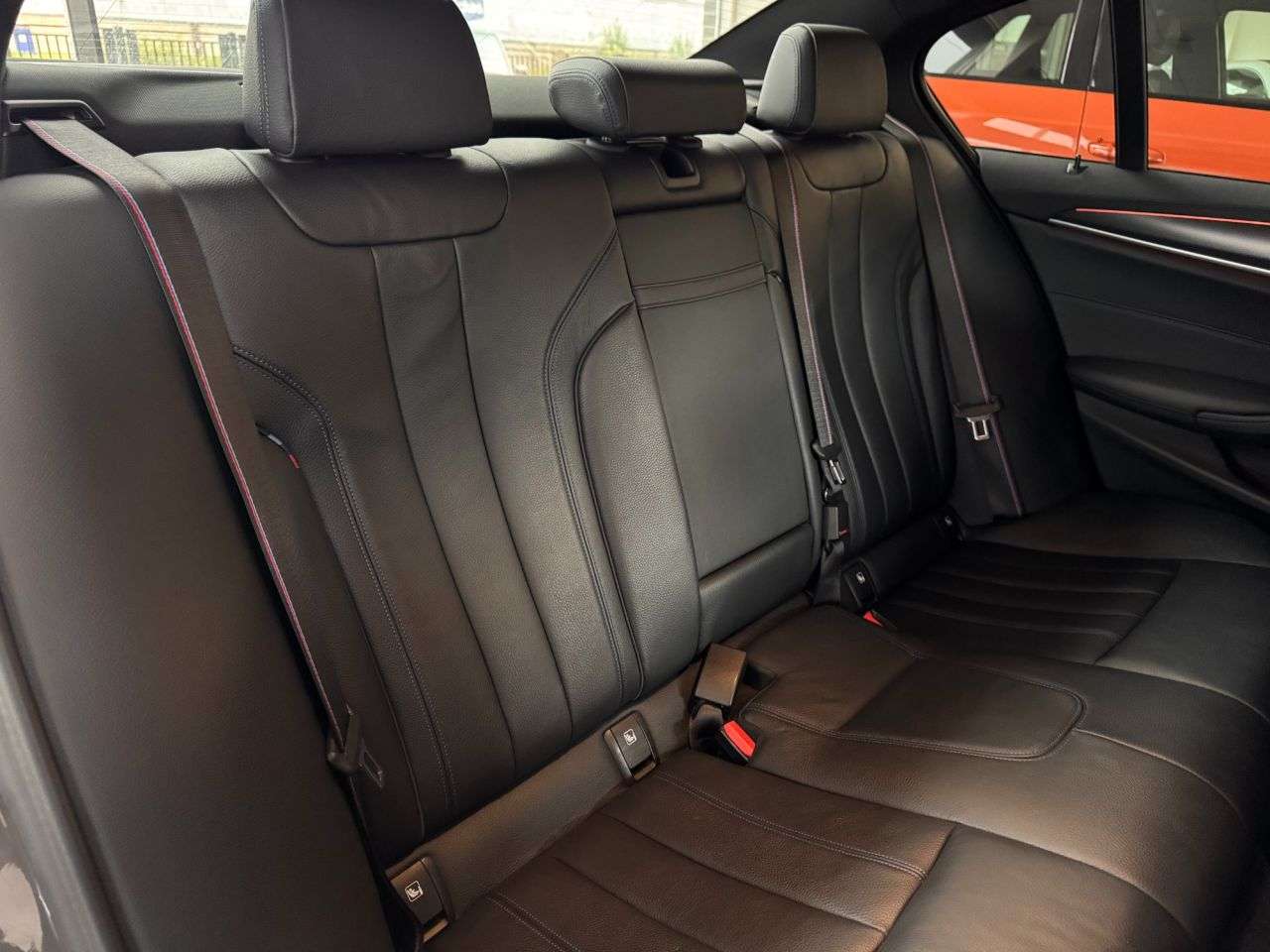 2021 BMW 5 SERIES 2021 BMW 5 SERIES