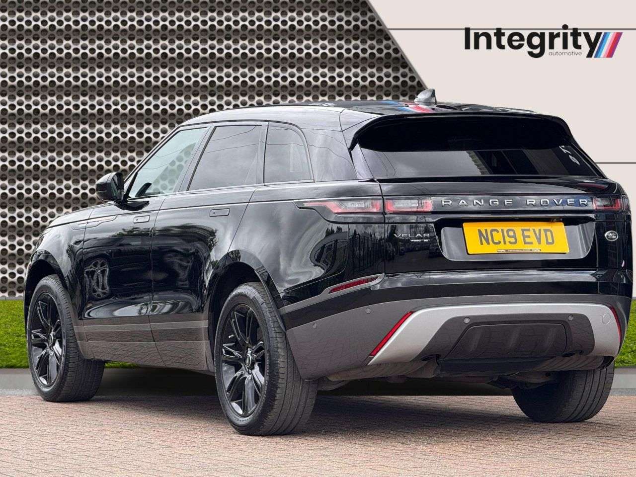 2019 LAND ROVER RANGE ROVER VELAR 2019 LAND ROVER RANGE ROVER VELAR