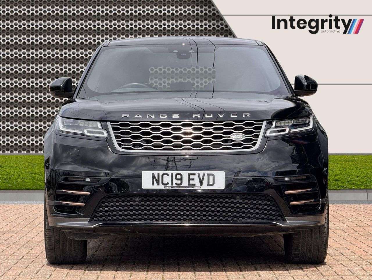 2019 LAND ROVER RANGE ROVER VELAR 2019 LAND ROVER RANGE ROVER VELAR