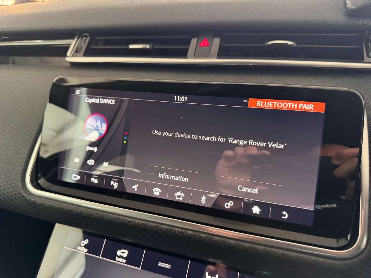 2019 LAND ROVER RANGE ROVER VELAR 2019 LAND ROVER RANGE ROVER VELAR
