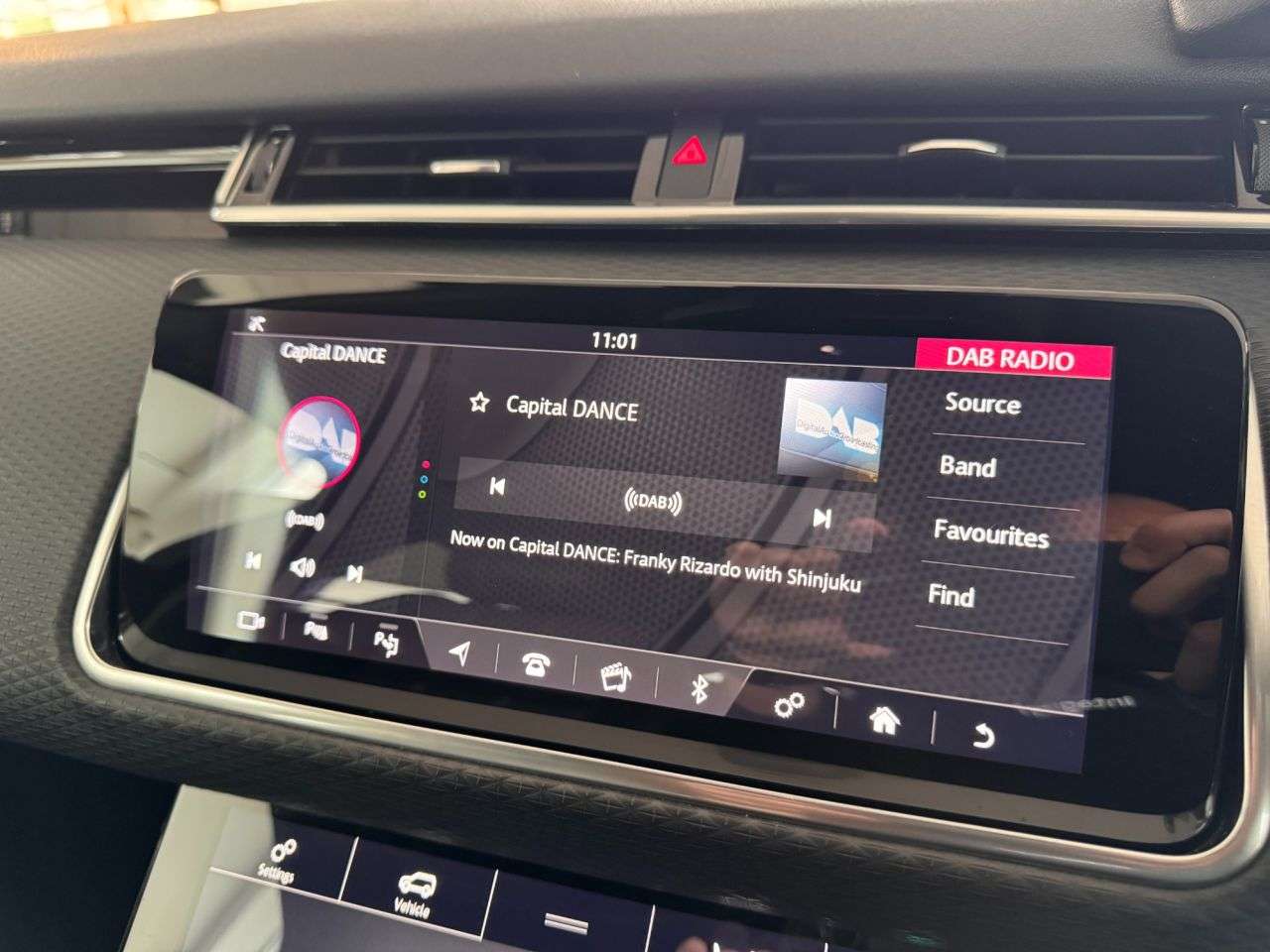 2019 LAND ROVER RANGE ROVER VELAR 2019 LAND ROVER RANGE ROVER VELAR