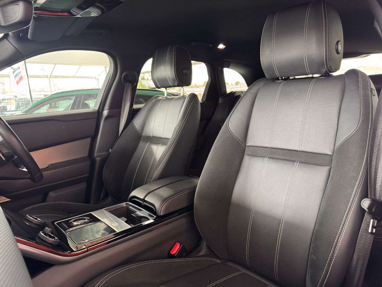 2019 LAND ROVER RANGE ROVER VELAR 2019 LAND ROVER RANGE ROVER VELAR