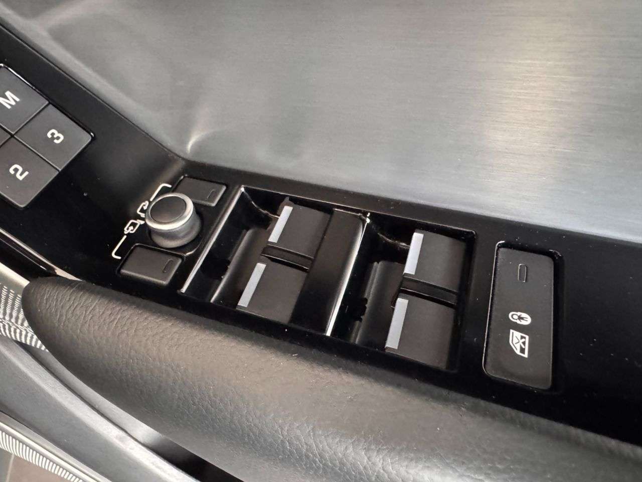 2019 LAND ROVER RANGE ROVER VELAR 2019 LAND ROVER RANGE ROVER VELAR