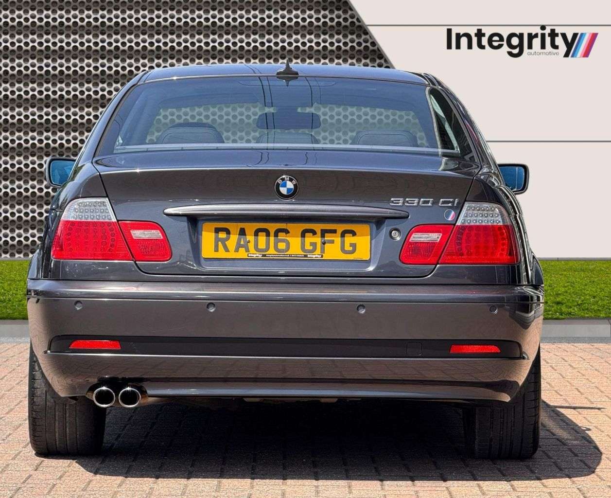 A 2006 BMW 3 SERIES 3.0 330Ci 330 SE Coupe 2dr Petrol Automatic (230 g/km, 231 bhp) A 2006 BMW 3 SERIES 3.0 330Ci 330 SE Coupe 2dr Petrol Automatic (230 g/km, 231 bhp)