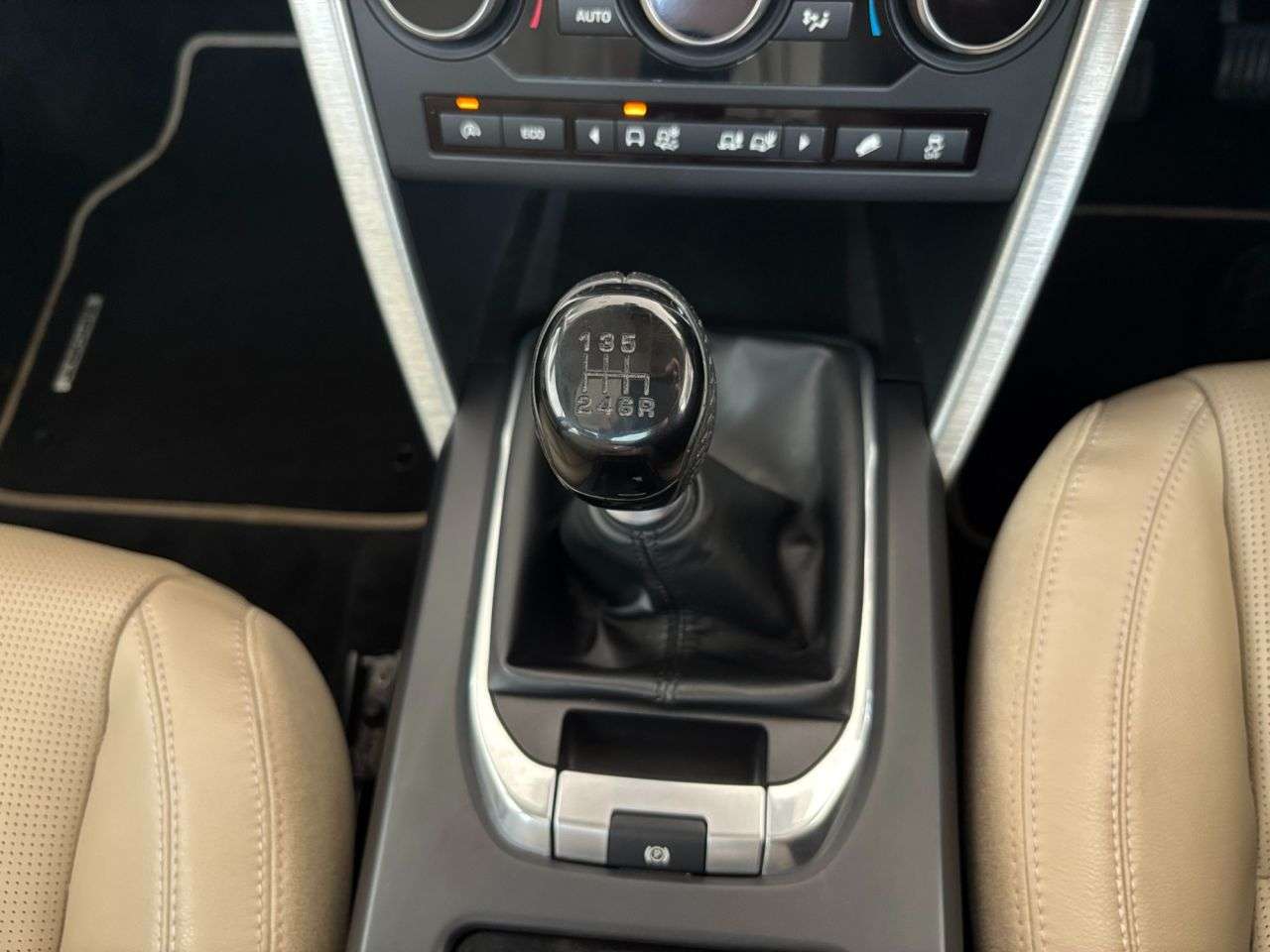 2015 LAND ROVER DISCOVERY SPORT 2015 LAND ROVER DISCOVERY SPORT
