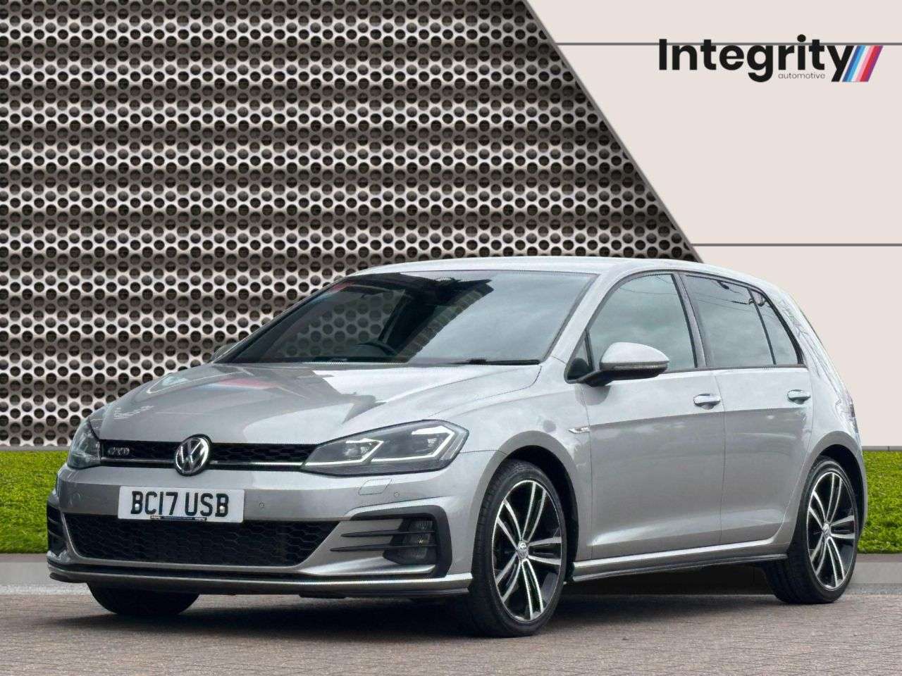 2017 VOLKSWAGEN GOLF 2017 VOLKSWAGEN GOLF