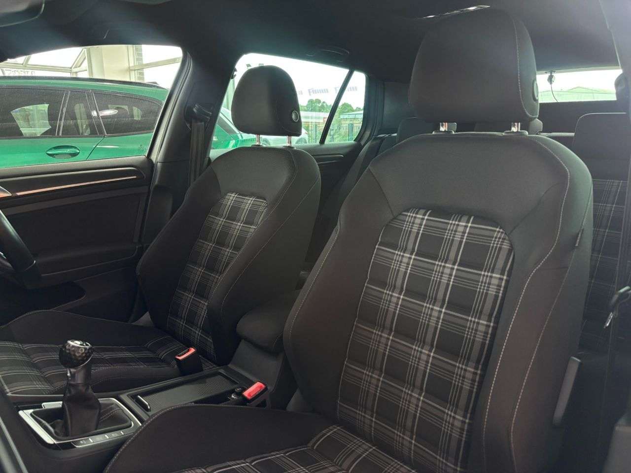 2017 VOLKSWAGEN GOLF 2017 VOLKSWAGEN GOLF
