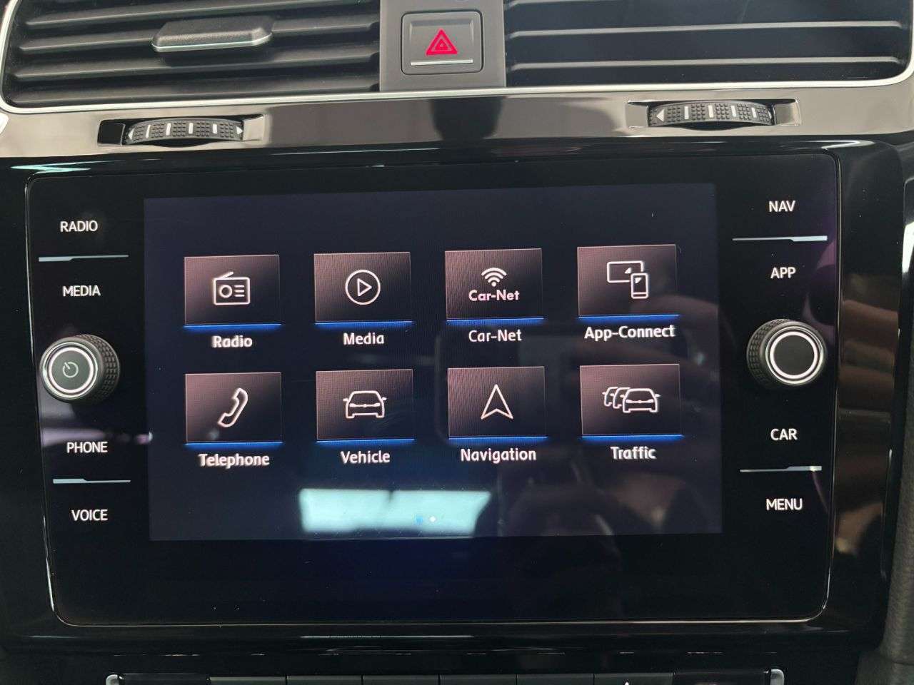 2017 VOLKSWAGEN GOLF 2017 VOLKSWAGEN GOLF