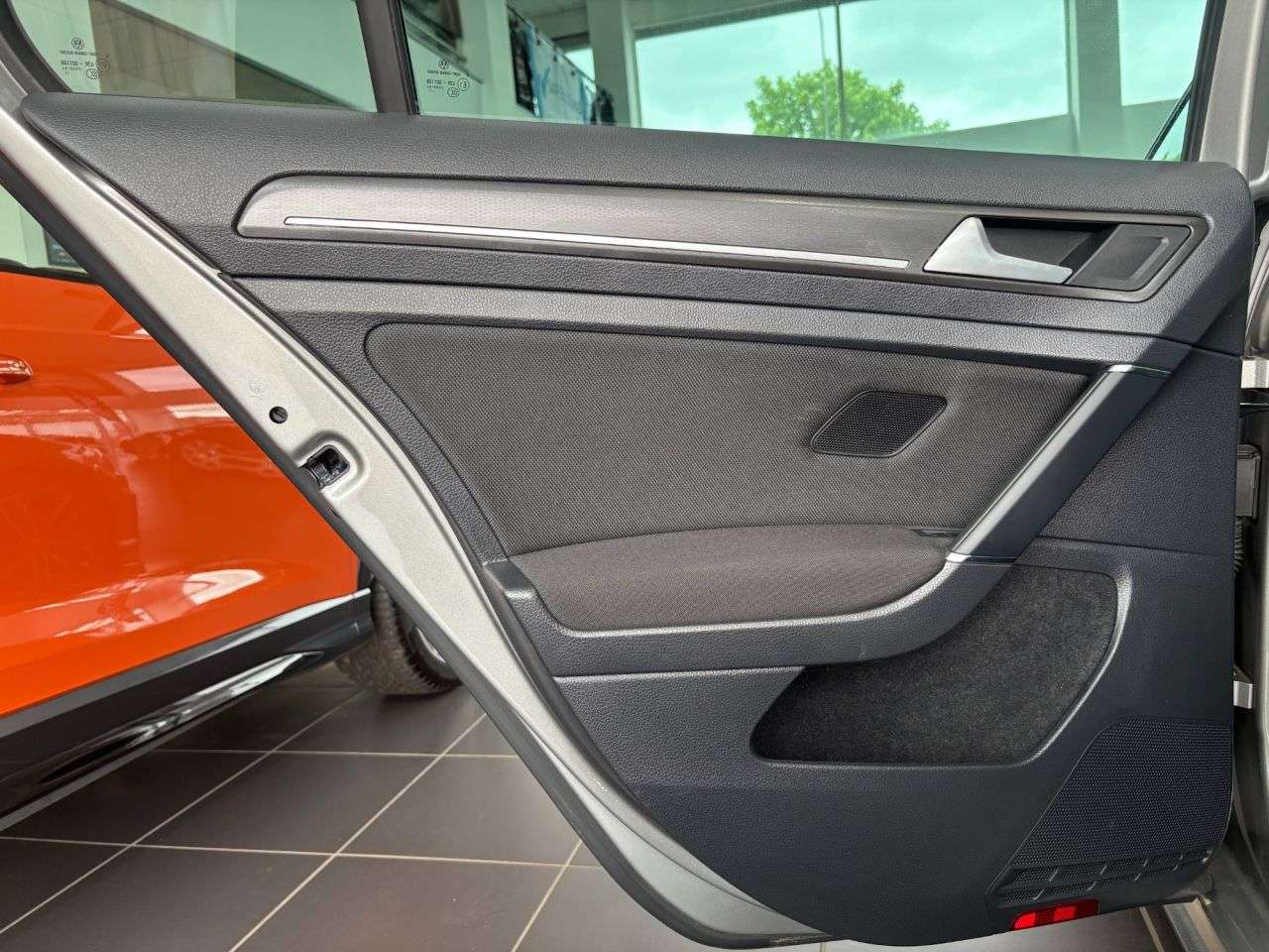 2017 VOLKSWAGEN GOLF 2017 VOLKSWAGEN GOLF