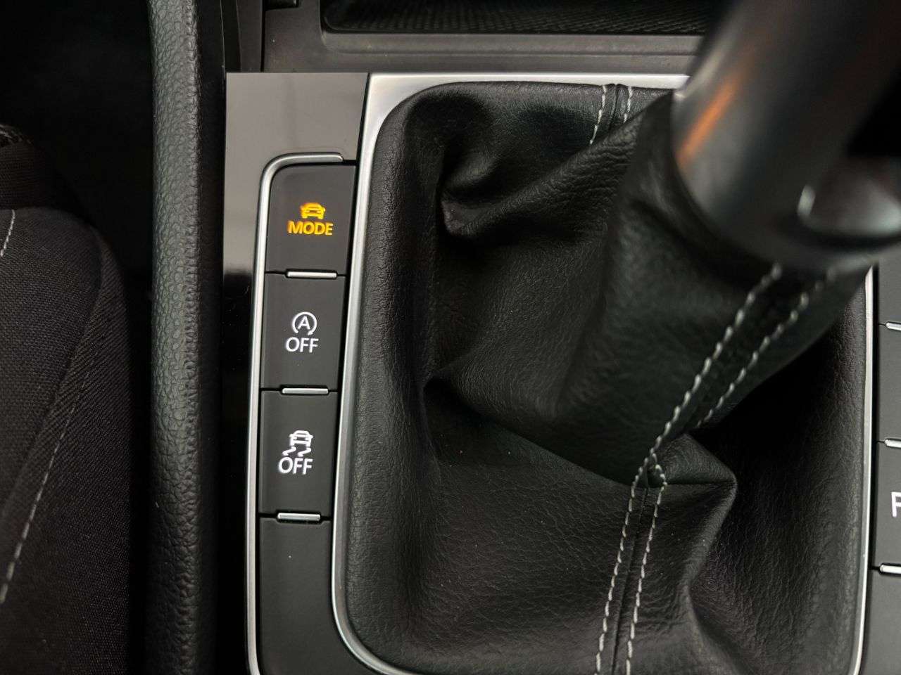 2017 VOLKSWAGEN GOLF 2017 VOLKSWAGEN GOLF