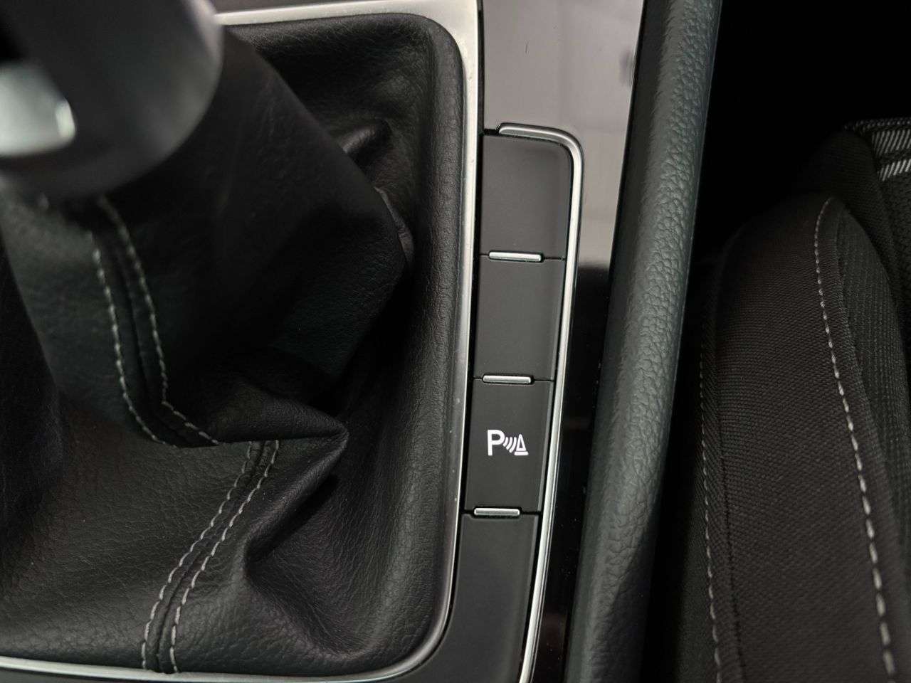 2017 VOLKSWAGEN GOLF 2017 VOLKSWAGEN GOLF