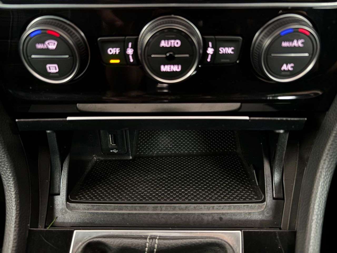 2017 VOLKSWAGEN GOLF 2017 VOLKSWAGEN GOLF