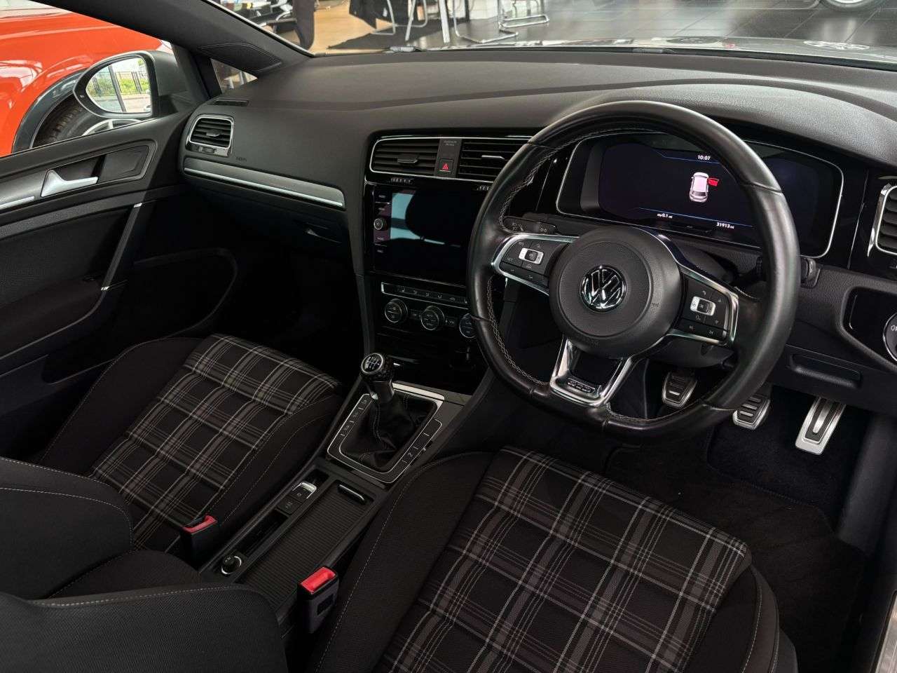 2017 VOLKSWAGEN GOLF 2017 VOLKSWAGEN GOLF