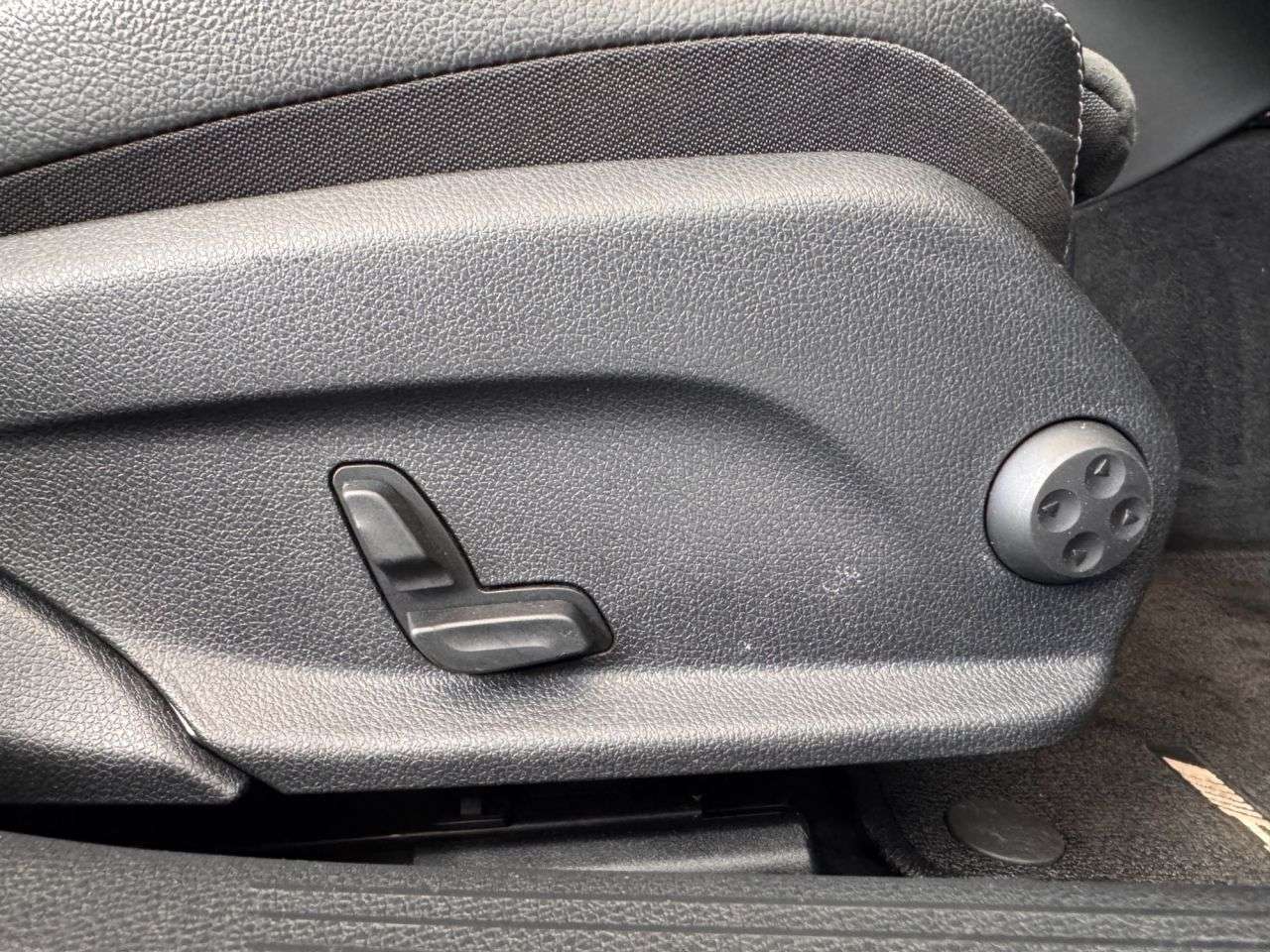 2019 MERCEDES-BENZ C CLASS 2019 MERCEDES-BENZ C CLASS