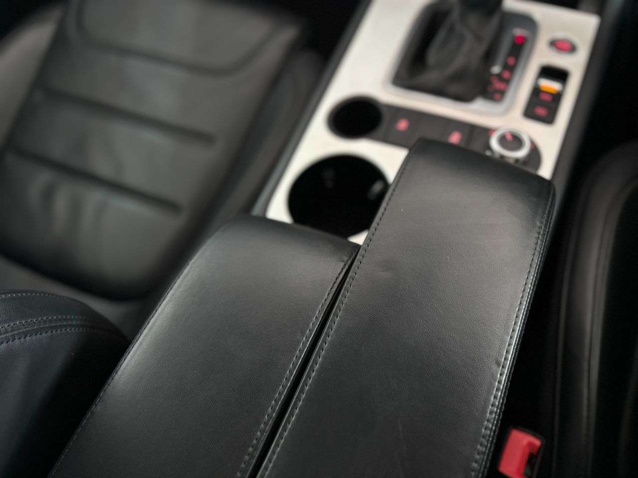2014 VOLKSWAGEN TOUAREG 2014 VOLKSWAGEN TOUAREG