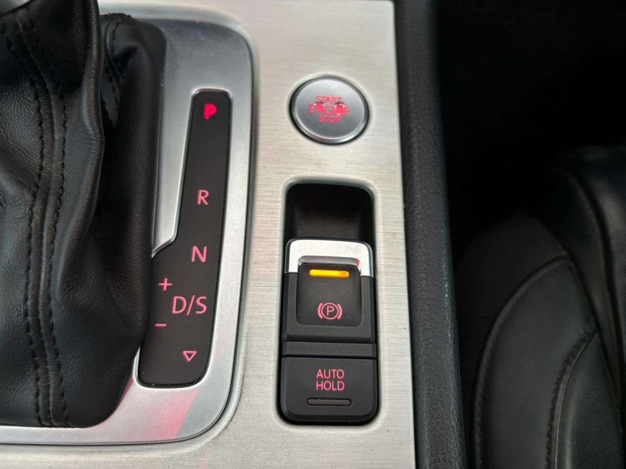 2014 VOLKSWAGEN TOUAREG 2014 VOLKSWAGEN TOUAREG