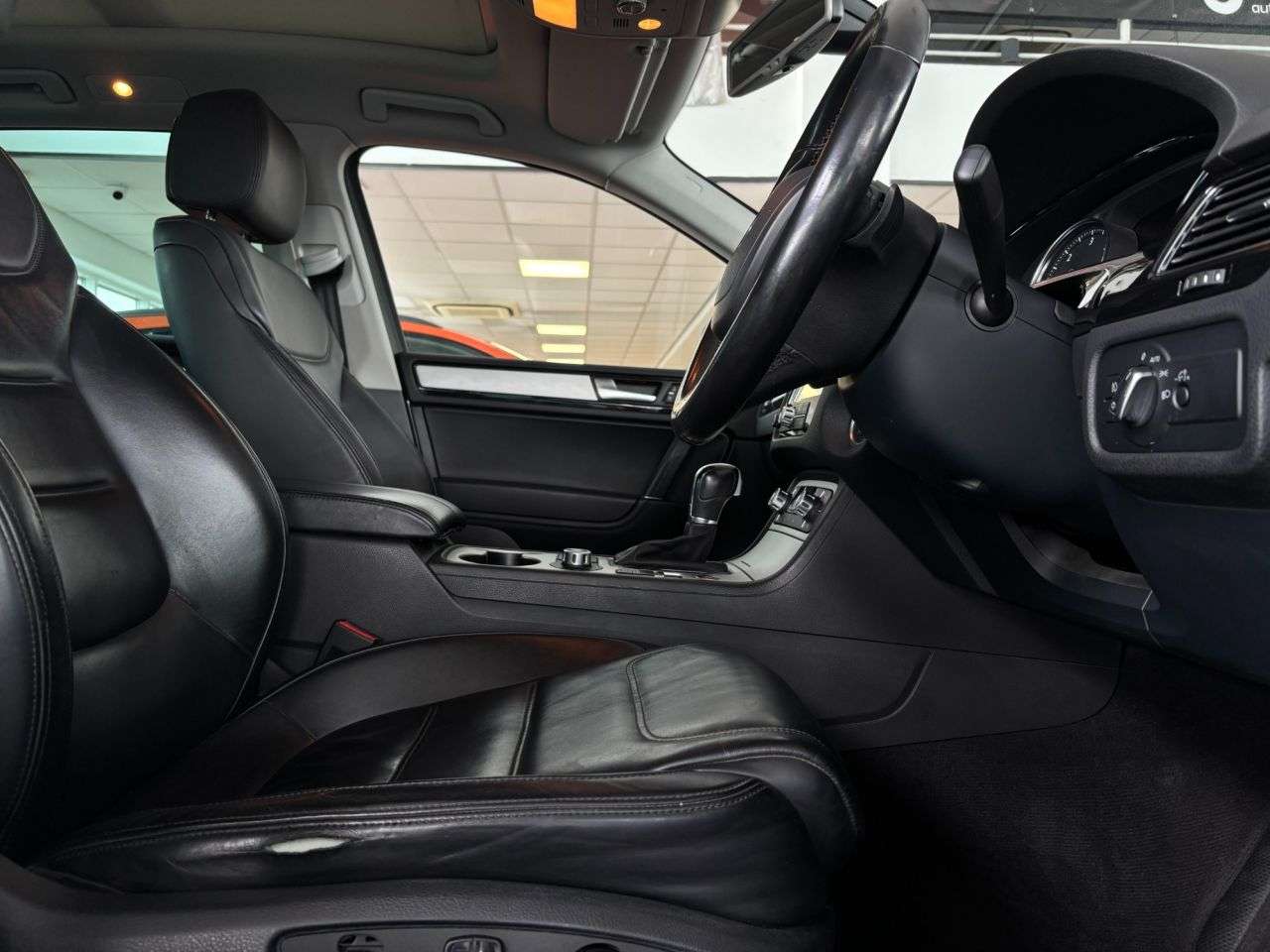 2014 VOLKSWAGEN TOUAREG 2014 VOLKSWAGEN TOUAREG