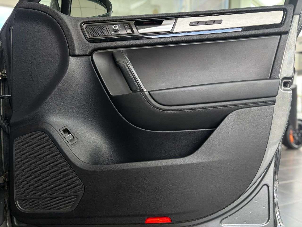 2014 VOLKSWAGEN TOUAREG 2014 VOLKSWAGEN TOUAREG