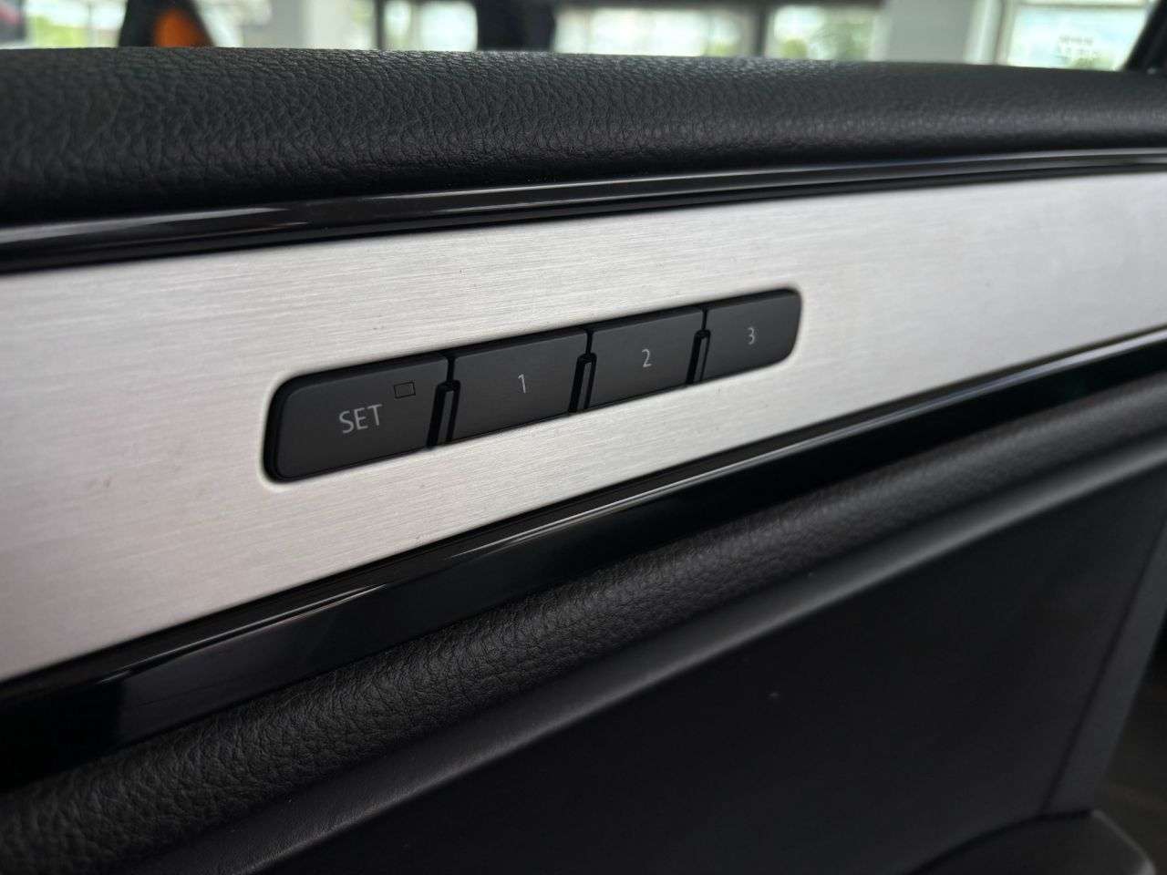2014 VOLKSWAGEN TOUAREG 2014 VOLKSWAGEN TOUAREG