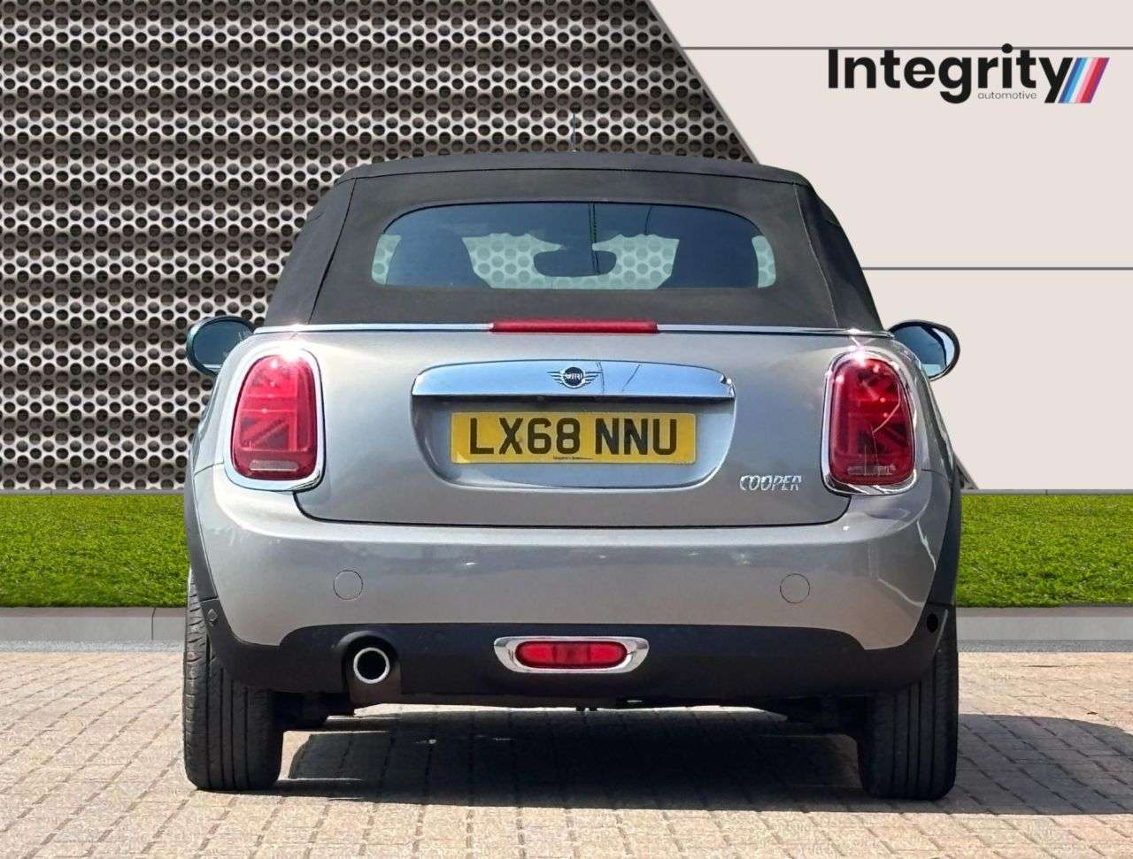2018 MINI CONVERTIBLE 2018 MINI CONVERTIBLE