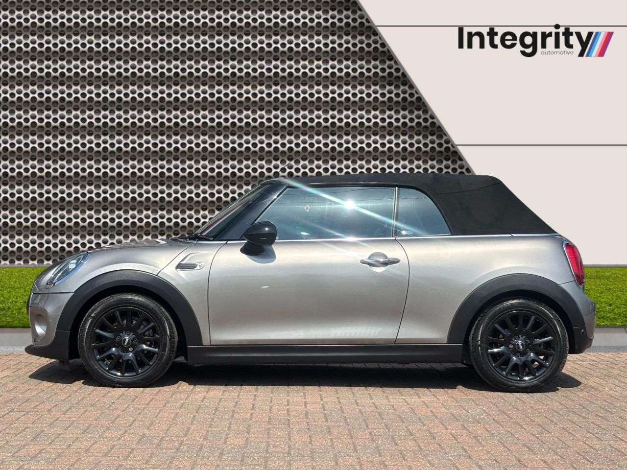 2018 MINI CONVERTIBLE 2018 MINI CONVERTIBLE