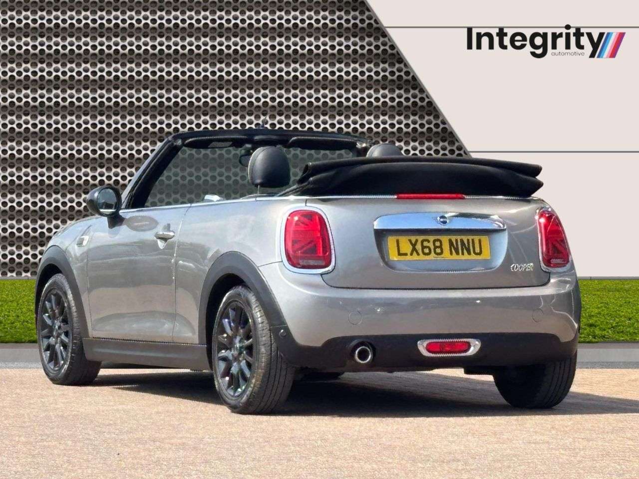 2018 MINI CONVERTIBLE 2018 MINI CONVERTIBLE