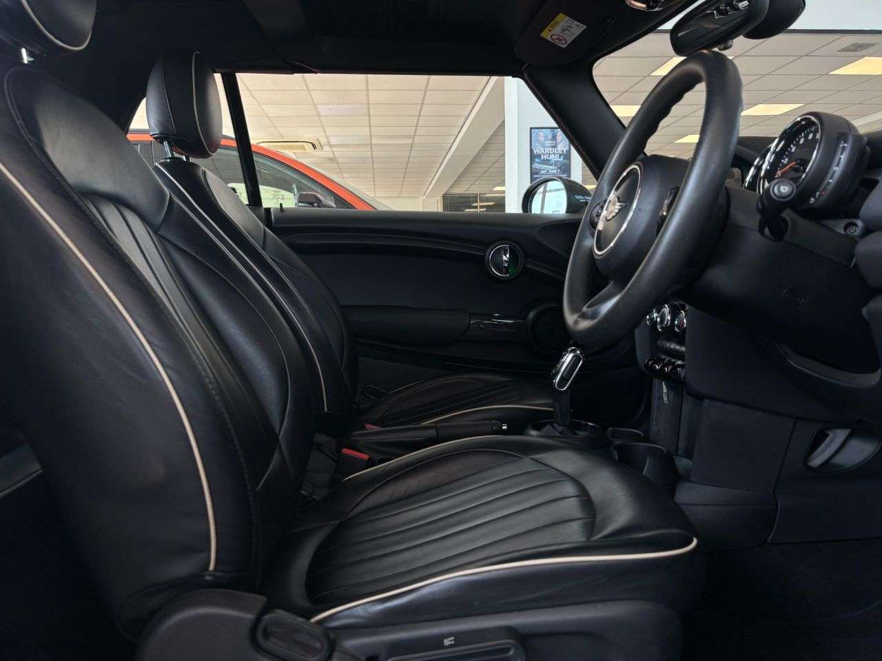 2018 MINI CONVERTIBLE 2018 MINI CONVERTIBLE